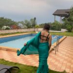 Shilpa Raizada Instagram - Ye mausam ka jaadoo hai 💚💚💚💚💚 I love #saree but saree’s love me more ❤️🙂👍 #blessed #gratitude #thankyouforeverything #🙏🏻