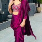 Shilpa Raizada Instagram - 💜💜💜 _ ❣️❣️❣️ 📸 credit @vaidehi_mundhe 💕💕💕 For me Without team no reel possible ❤️👍🏻🎉🥰🙏 #reel #bychance #shilparaizada #blessed #gratitude #happiness