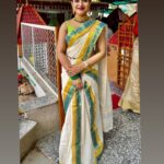 Shilpa Raizada Instagram – I ❤️ South Indian 👀
💚💛🧡❤️🩷🩷🩵💙🤍🤎🖤🩶#southindian #sareelover #indianlook #proudtobeindian #bharat #shilparaizada