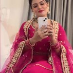 Shilpa Raizada Instagram - 🩷🩷🩷