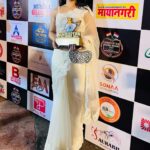 Shilpa Raizada Instagram – Last night I got this Hindustani Ratan award from most talented musicians and singers @ismaildarbarofficial sir @uditnarayanmusic sir 
THANKYOU SO MUCH FOR THIS BEAUTIFUL AWARD 
I love this word Hindustani even we all because “Hum Hindustani “ 😊😊😊
 Jai ho
 jai hind 
Jai Bharat 
 Jai ram ji ki 😊🙏 once again thank you so much 
#shilparaizada #award #hindustani #humhindustani  #jaiho #jairamjiki🙏 #jaihind #jaibharat
