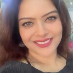 Shilpa Raizada Instagram - Yunhi flight ka intazaar karte karte bana liya reel 🤪☝️filtered 🤣👍 #blessed #happiness #godiskind #hopeful #life #family #love #kindness #godiseverything #greatful #peace