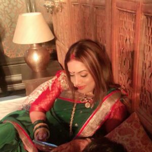 Shilpa Tulaskar Instagram - ♥️♥️♥️♥️…found too soon 😊 @khalidoon1 do you remember this one? 
#maharashtra #chandrakor #sarees #justlikethat