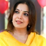 Shilpa Tulaskar Instagram - Immaculate as the first rays, bright as the sunshine, happy as a sunflower … have a great week and even super month ahead 🌼✨🌻 Kick me for the song when you meet me 😜 Much ♥️ @saumikaxfangirl for this lovely grab .