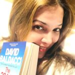 Shilpa Tulaskar Instagram - My Aai who was an avid reader always quoted her favourite authors while giving me life lessons. Make a book your friend. You maybe alone but never lonely said she. It does get very lonely sometimes. Without parents around. Sometimes it gets really ‘peopley’ outside. Do you want to be another face in a crowd or a face surrounded by a crowd said she. When the noise around jumps decibels, I grab a book… I smell the pages, old or new… and find myself hugged by great company . 😊 Here is my first read for 2024. #bibliophile #cinephile #bareskin #book #booklover