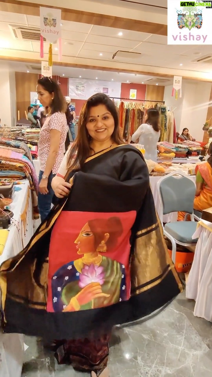 Shilpa Tulaskar Instagram - Sarees ! Colours! Love! @ttanorisarees ❤️❤️❤️❤️❤️ #saree #sareelove #workingwomen #lovwwhatyoudo #bespokesarees #handpicked #indian