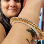 Shilpa Tulaskar Instagram - This is so much fun ! @joolriefusion ❤️❤️❤️❤️ @vishaybyshilpatulaskar #bespokejewelry #jewelry #art #design