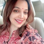 Shilpa Tulaskar Instagram - Chin up ! ❤️ I’m waiting for the rains… are you ? 😊