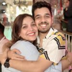 Shilpa Tulaskar Instagram - No more blues with Neel 😜😉. Holding on tight❤️❤️❤️. @swanand.ketkar be blessed with the best! Fun times 😊 @tutevhatashiofficial