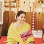 Shilpa Tulaskar Instagram - ❤️❤️❤️❤️❤️❤️❤️❤️. Aise hi . Makeup & picture courtesy : @im_mr_ketzsolzofficial_ Hair : @sandhyabalakrishnan83 #sarees #sareelove #wedding #indianwedding #indianwear #traditionalwear