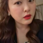 Shim Jin-hwa Instagram - - 오늘 그냥 수다라방이었는데 함께해줘셔서 감동🥹 자주 자주 해볼게요♥️ 오늘 예쁘다고 해주셔서 영상 사진 올려요🌸 원효씨 올때까지 안지울게요🤭 진짜 많이 물어보신 립은!! 드디어 첫 일정이 잡혔어요💋 2024. 06. 19- 2024. 06. 21 그리고 피타니 로젠지 글루타치온🤍 2024. 06. 10. - 2024. 06. 12