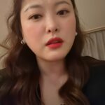 Shim Jin-hwa Instagram - - 오늘 그냥 수다라방이었는데 함께해줘셔서 감동🥹 자주 자주 해볼게요♥️ 오늘 예쁘다고 해주셔서 영상 사진 올려요🌸 원효씨 올때까지 안지울게요🤭 진짜 많이 물어보신 립은!! 드디어 첫 일정이 잡혔어요💋 2024. 06. 19- 2024. 06. 21 그리고 피타니 로젠지 글루타치온🤍 2024. 06. 10. - 2024. 06. 12
