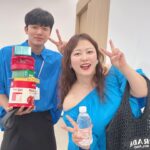 Shim Jin-hwa Instagram - - 우리 매니저 현준이에요^^ 너무 잘생기고 귀엽죠~? 저 어제 현준이가 아들이냐는 얘기 들었지모예여~~ ㅋㅋㅋㅋㅋㅋㅋㅋㅋㅋㅋㅋㅋㅋㅋㅋㅋㅋ ㅋㅋㅋㅋㅋㅋㅋㅋㅋㅋㅋㅋㅋㅋㅋ ㅋㅋㅋㅋㅋㅋㅋㅋㅋㅋㅋㅋㅋㅋㅋㅋㅋㅋㅋㅋ ㅋㅋㅋㅋㅋㅋㅋㅋㅋㅋㅋㅋㅋ 그..그래 20살 차이면 아들뻘이짘ㅋㅋㅋㅋㅋ 🫠 하….. 오늘도 좋은 하루 되세요🤣