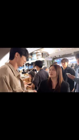 Shim Jin-hwa Instagram - -
하나 하나 올려봅니다-
천천히🌸

아직도 심장이 뛰는거.. 정상이죠🙈

(진짜 예의있고 다정하고 착하고 한분한분께 진심으로 대하는 모습에 더 반했답니다. )