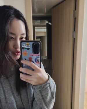 Shin A-young Instagram - 아 열받어 공사소음