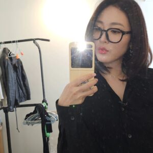 Shin A-young Instagram - Woop!