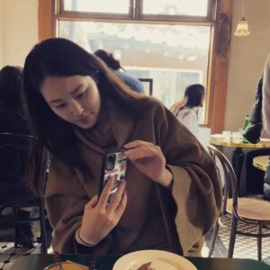 Shin A-young Instagram - ❄️