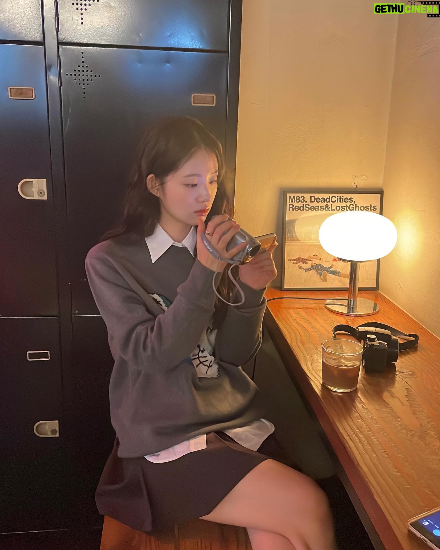 Shin Si-a - 25.9K Likes -