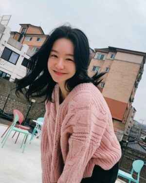 Shin So-yul Instagram - 어제오늘,