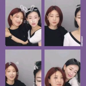 Shin Yeon-suh Instagram - J들과 있으면 나도 모르게 자꾸 어딘가에 도착해 있다
