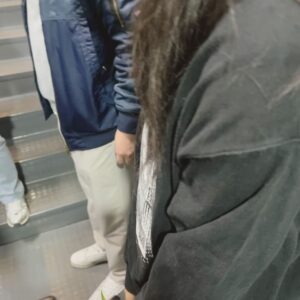 Shin Yeon-suh Instagram - 강렬한 사람들이다😧지지고 볶은 추억이 이렇게 대단할 줄은 몰랐지 당장 아침에 본 사람들인 줄..왜 다들 변하지 않지