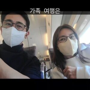 Shin Ae-ra Instagram - 1년전 가족과함께했던 여행
행복한추억에 왜 살짝 코끝이 찡할까요
곧 과거가될 바로지금 이순간도
소중히 살아야겠어요♡