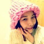 Shin Bong-sun Instagram - 보람이가 옛날사진 찾아내서 보내줌 2014년 겨울 보람아 @baek_boram 기억나니? 니가 떠준 모자야 ^^