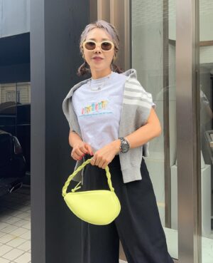 Shin Bong-sun Instagram - 분칠하는날 😎