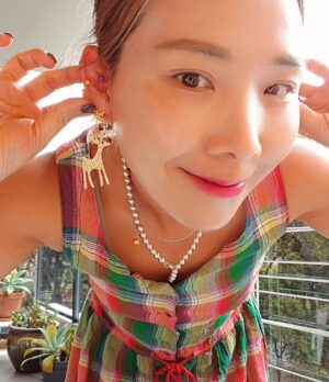 Shin Bong-sun Instagram - Merry christmas🎄