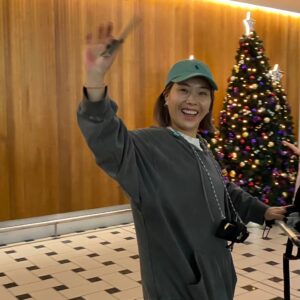 Shin Bong-sun Instagram - 전지적 언니 시점 
공항에서 만났을때와 배웅할때 ....
언니야 잘 살다가 또 보자 화이팅!!!!