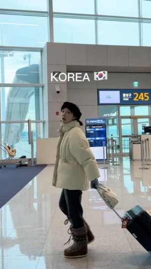 Shin Da-eun Instagram - 일년중에 제일기다려지는 여행✈️

열정 스키어⛷️ 인 저는 일년동안 이날만을 기다렸다고요 
니세코에서 온몸으로 겨울을 느끼다 갈게요⛄️

#niseko
#신난다은여행👩🏻