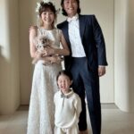 Shin Da-eun Instagram - 우리의 8주년 결혼기념일 똥고발랄 홀리👶🏻 가 투입(?)되고 더욱 우당탕탕 해진 우리가족🤦🏻‍♀️ (콩심는데 제대로 콩이 났지모야 🐿️) 지금처럼만 신나게 살아가보자 얘들아 봄아🐻내년에도 꼭 함께해야해 너까지 있어야 완전체다 🙌 자아, 우리가족 화이팅 🤸🏻‍♂️ #8thanniversary #결혼기념일 #신난다은결혼기념일👰🏻🤵🏻 (☝️우리의 지난 결기역사 함께하실래요?🙈)