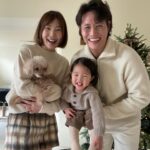 Shin Da-eun Instagram - 우리가족 새해첫날 🌝 옹기종기 가족사진도 기록하고 👩🏻⛑️👶🏻🐻 홀리👶🏻가 젤 좋아하는 ✈️도 보러가고 우리 새해에도 사이좋게 잘 지내자 얘들아 🤝 #신난다은👩🏻