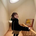 Shin Da-eun Instagram - . 봄이🐻 미용가위로 과감하게 자른 내 앞머리는 과감하게 망한거 같고 임소장⛑️이 출근할때 찍어준 내 사진은 이상한각도로 얼굴은 뭉게 졌지만🌝 오랜만에 브런치 🍽️ 약속은 투스텝으로 #신난다은👩🏻