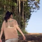 Shin Do-hyun Instagram - We act for nature and animals. 자연이 주는 무한한 행복감을 담은 브랜드 #그린블리스 신제품 촬영을 함께 했어요! 자연과 동물을 사랑하신다면 그린블리스 제주 공간은 꼭 방문해보세요💚🌱 @greenbliss7 @greenbliss_jeju