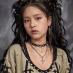 Shin Hye-jeong Instagram - 90년대 미국 학생 어울리네....🤓