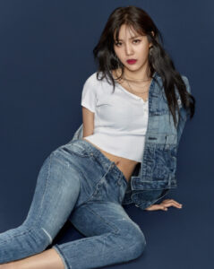 Shin Hye-jeong Instagram - #버커루 #BUCKAROO