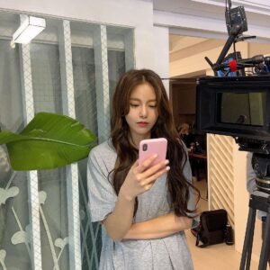 Shin Hye-jeong Instagram - 사랑해시태그 소라
아기냥이 스타 별이🐾
@sua_cxx 채아가 찍어준 소라❤️
#사랑해시태그