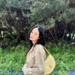 Shin Hyun-ji Instagram - My new rocking horse bag 🐴 #burberry #ad @burberry