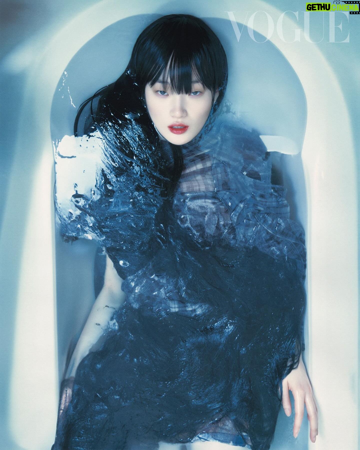Shin Hyun-ji Instagram - @voguetaiwan @chogiseok