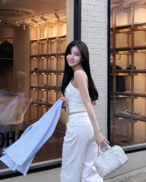 Shin Sae-rom Instagram - 진짜 일상
