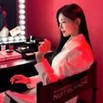 Shin Sae-rom Instagram - #광고 @chanel.beauty.korea 💄 🗓️4/29 (월) ~ 5/26 (일) 🕖월-목 13:00-20:00, 금-일 11:00-20:00 📍성동구 성수동 2가 277-26 ✔️샤넬 공식 채널(홈페이지, 페이스북, 카카오톡채널, 샤넬뷰티 코리아 인스타그램)을 통해 선착순 예약가능합니다! #샤넬루쥬알뤼르팝업 #CHANELNUITBLANCHESEOUL #루쥬알뤼르 #샤넬메이크업 #샤넬뷰티