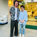 Shinobu Otake Instagram - 福岡で行われた、 『久原本家presents福岡音楽祭、音恵』 無事に終わりました。 沢山の皆さんが暑い中、私達の演奏を楽しんで下さいました。 本当にありがとうございました😊 私はあまりに楽しく最後で走り回りすぎて、曲がわからなくなってしまい、やり直しというハプニングが。 温かいお客様がドッと笑って、一層盛り上がってくださいましたが、、、。 反省🙏 素敵な方たちにもたくさん会えました。 岩崎宏美ちゃんとも本当に楽しかったあ。 詳しくはまた後で書きます。 あー、また来年も行けますように。 茅乃舎（久原本家）の社長さんである河邉さんとも、久しぶりにお会い出来ました。 本当に素敵な方です。 #葉加瀬太郎　さん #村治佳織　さん #奥田民生　さん #青柳誠　さん #羽毛田丈史　さん #柏木広樹　さん #河邉哲司　さん #大竹しのぶ