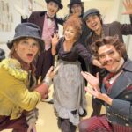 Shinobu Otake Instagram - ミュージカル『スウィーニー・トッド』今日も無事に終わりました。 温かい拍手をありがとうございました😊 始まる前も、終わってからも、毎日指揮者の渡邉さんと確認や、反省や、トライする事などを話しています。 これだけやっていても気づきも多いし。 本当にどこまでいっても楽しいです。 私が出る直前、廊下でお見送りしてくれるメンズ達。 めちゃくちゃ優しいし面白い🤣 東京はあと6回。 悲しい😭 あと100回はやりたい‼️ チューリップの蕾が色付き始めました。 靴下の写真はスタッフのKちゃんの靴下がいつも楽しいので載せちゃいます😊 左から #武田真治　さん #こがけん　さん #上原理生　さん #石井雅登　さん #高田正人　さん #スウィーニートッド #大竹しのぶ
