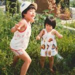 Shinobu Otake Instagram - 先週の朝日新聞のコラム『まあいいか』に載せた写真です。 子育てに必死の毎日で、主婦というものがどれだけ大変かを学んだ時期でもありました。 一年半程仕事を休んでいる時に 「お芝居したい」と細胞が、叫んでいるような感覚に陥り、自分の皮膚の下で飛び出したいと叫んでいるような、不思議な感触を今も思い出すことが出来ます。 そんなこんなを書きました。 あー、大変でも、とっても楽しい時間であった事は言うまでもありません。 #まあいいか #大竹しのぶ