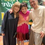 Shinobu Otake Instagram - 終わってしまいました。 ミュージカル『スウィーニー・トッド』大阪梅田芸術劇場で、大千穐楽を迎えることが出来ました。 連日たくさんのお客様に頂く熱い拍手、忘れられません。 本当にありがとうございました。 そして、キャストスタッフのみんなともお別れです。 毎日毎日一緒だったのに。 ずーと一緒だったのに。 寂しいなあ。 またそれぞれの道に戻っていってしまうのです。 またこの作品に出会えたこと、この仲間たちに出会えてことに感謝します。 ありがとうございました😊 また会いたいね。 #スウィーニートッド #梅田芸術劇場 #大竹しのぶ