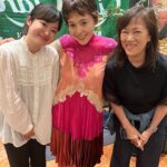 Shinobu Otake Instagram - 終わってしまいました。 ミュージカル『スウィーニー・トッド』大阪梅田芸術劇場で、大千穐楽を迎えることが出来ました。 連日たくさんのお客様に頂く熱い拍手、忘れられません。 本当にありがとうございました。 そして、キャストスタッフのみんなともお別れです。 毎日毎日一緒だったのに。 ずーと一緒だったのに。 寂しいなあ。 またそれぞれの道に戻っていってしまうのです。 またこの作品に出会えたこと、この仲間たちに出会えてことに感謝します。 ありがとうございました😊 また会いたいね。 #スウィーニートッド #梅田芸術劇場 #大竹しのぶ