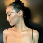 Shioli Kutsuna Instagram – I’ll be participating in #DEATHSTRANDING2 wooooo 🎮🗣️

It’s been a 🔮🪄 experience working with the most spectacular team lead by the one and only @hideo_kojima san:)👑 Hope you’re all excited for this next chapter👾🏃🏻‍♀️🎲

#TGA tonight🧝🏼‍♀️