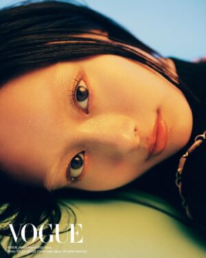 Shioli Kutsuna Instagram - @voguejapan