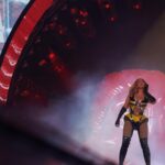 Shiona Turini Instagram - Pure honey 🐝 @beyonce in custom @muglerofficial by @cadwallader , styled by me. Casey… We met over a decade ago in the streets of Spain. You took care of me then and you never hesitate to take care of me now. I’m forever grateful for your collaboration. For seeing me then and now. Thank you for building us a bee fit for the Queen. #thehive #renaissanceworldtour